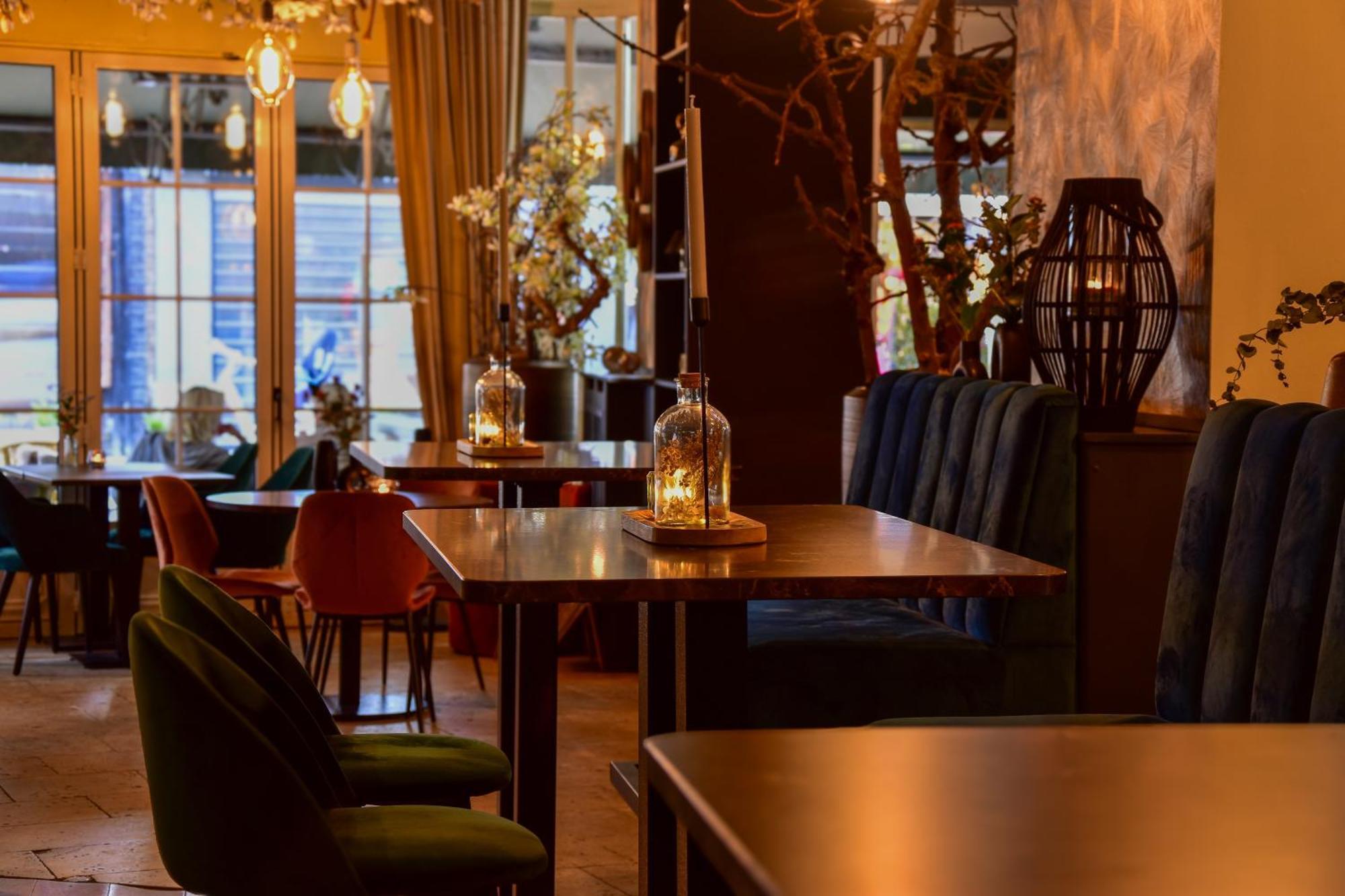 Hotel Grand Cafe Deight Зандфорт Экстерьер фото