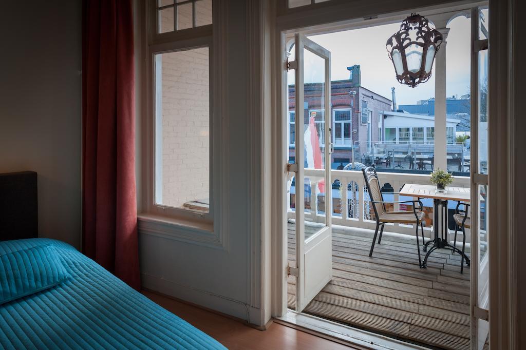 Hotel Grand Cafe Deight Зандфорт Экстерьер фото